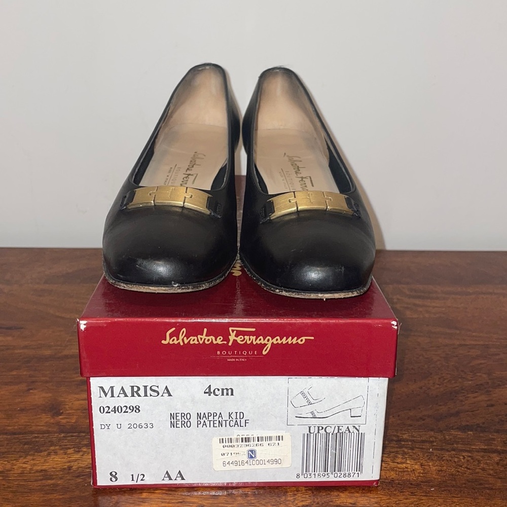 Salvatore Ferragamo Boutique Leather Loafers | Black | Marisa | 8.5 AA
